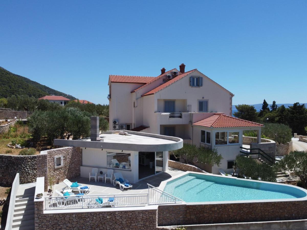 Villa Franka With Swimming Pool 볼 외부 사진